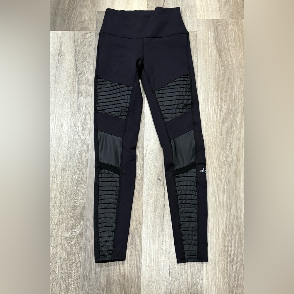 Alo high waist Moto leggings size small - Picture 2 of 11